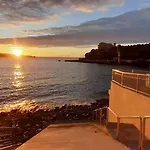 Sea Loft With A Huge Bed Apartman Icod de los Vinos