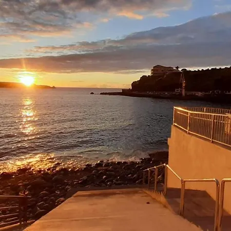 Sea Loft With A Huge Bed Apartment Icod De Los Vinos