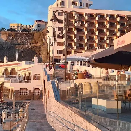 Sea Loft With A Huge Bed 伊科德·德·洛斯·维诺斯