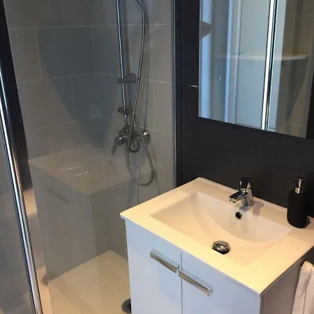 Sea Loft With A Huge Bed شقة *